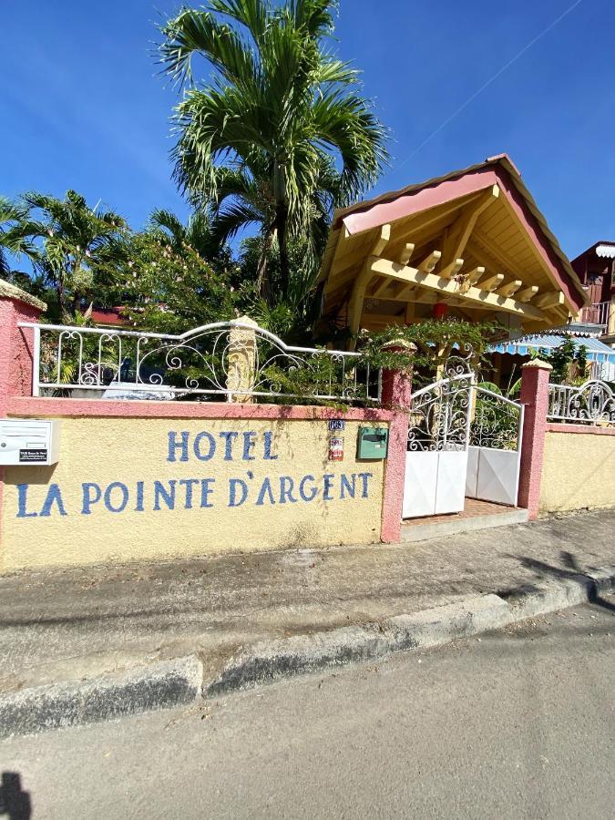 Appartement D'Une Chambre: Piscine Partagée et Jacuzzi Près de la Plage Pointe-Noire Exterior photo